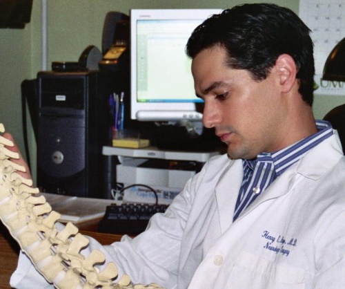 Avatar - Henry Aryan MD