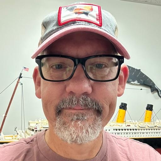 Flipboard profile picture for @eyewitness